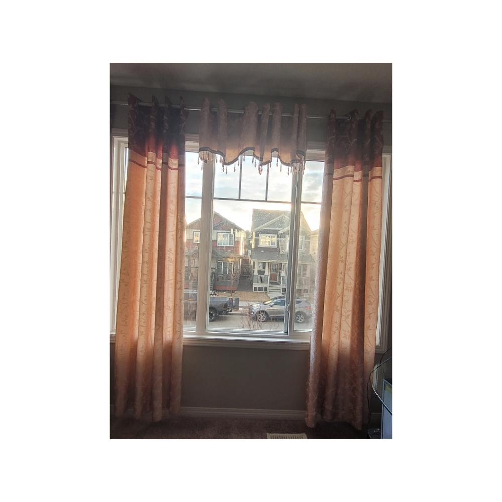 curtain - Picture 4 of 5